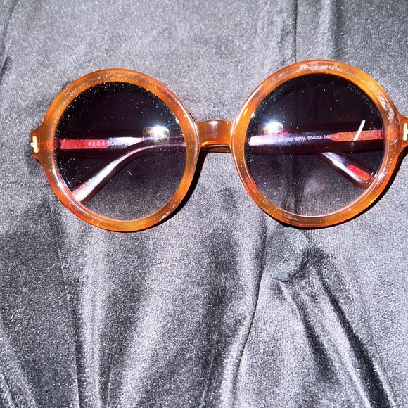 AuthenticTom Ford “Sakia” Sunglasses - Picture 3 of 15